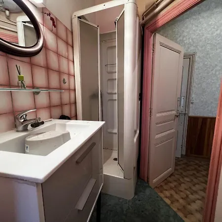Apartamento Studio La Bourboule, 1 Piece, 3 Personnes - Fr-1-667-40 *